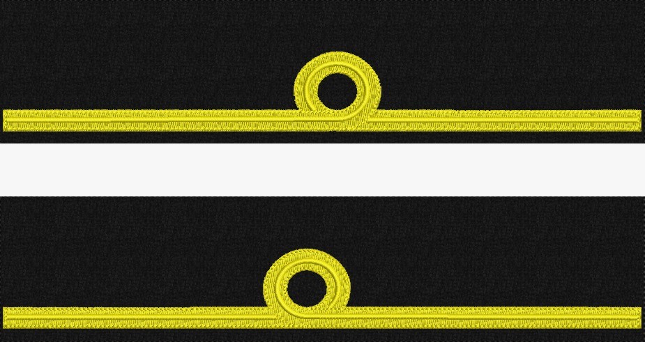 GRADE MANECA PENTRU SUBLOCOTENENT DE MARINA MILITARA
